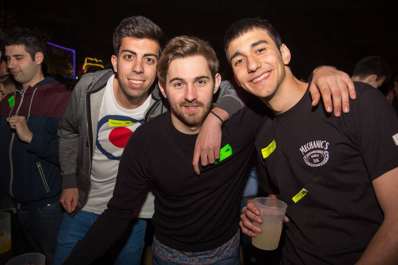 Los alumnos de la UR celebran la fiesta de Barras (II)