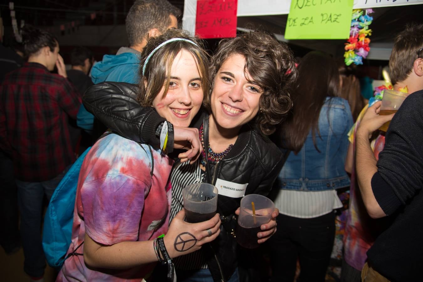 Los alumnos de la UR celebran la fiesta de Barras (II)