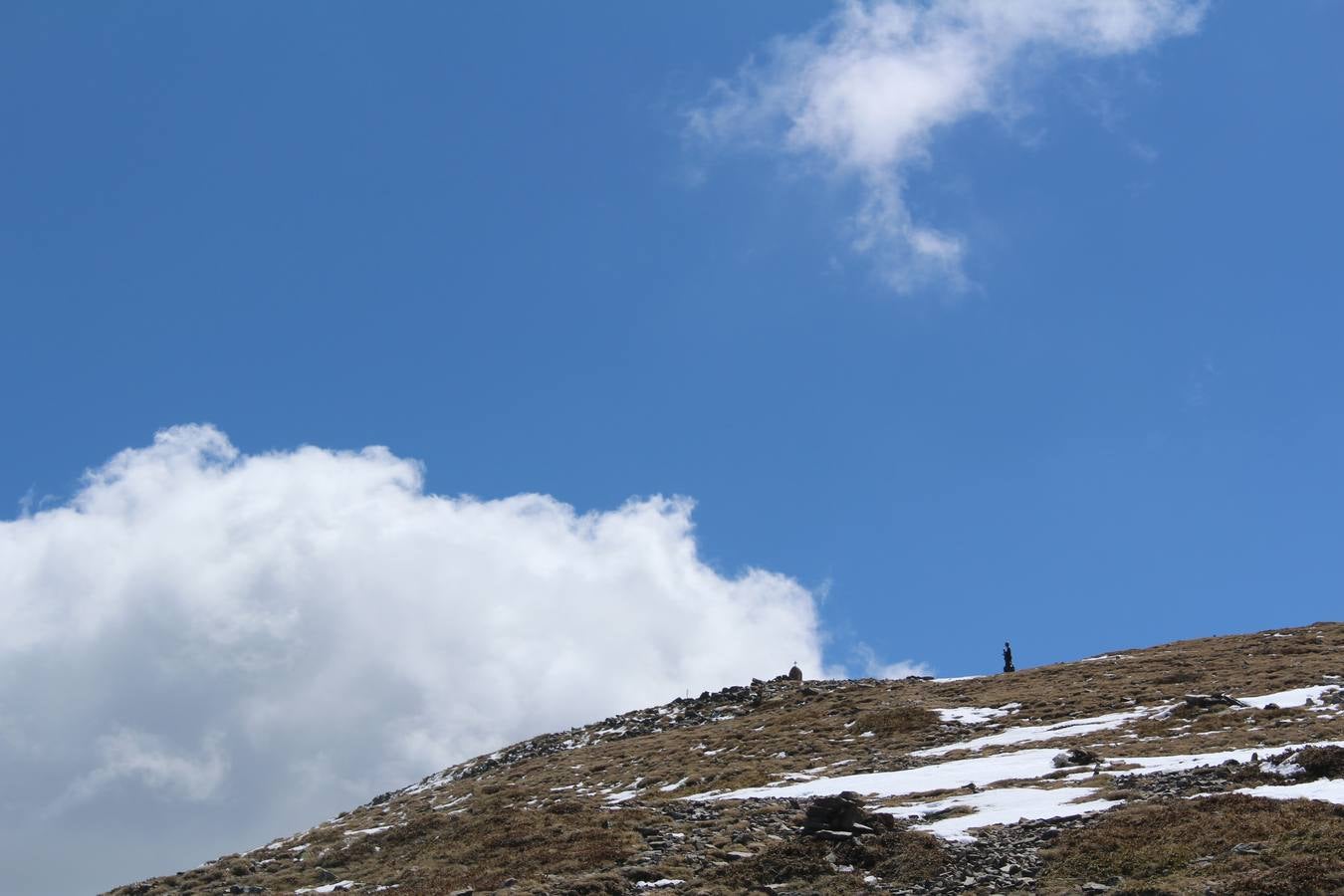 Empieza a retirarse la nieve del San Lorenzo