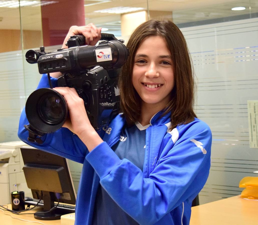 Los alumnos de 1º B de la ESO de Maristas visitan la multimedia de Diario LA RIOJA