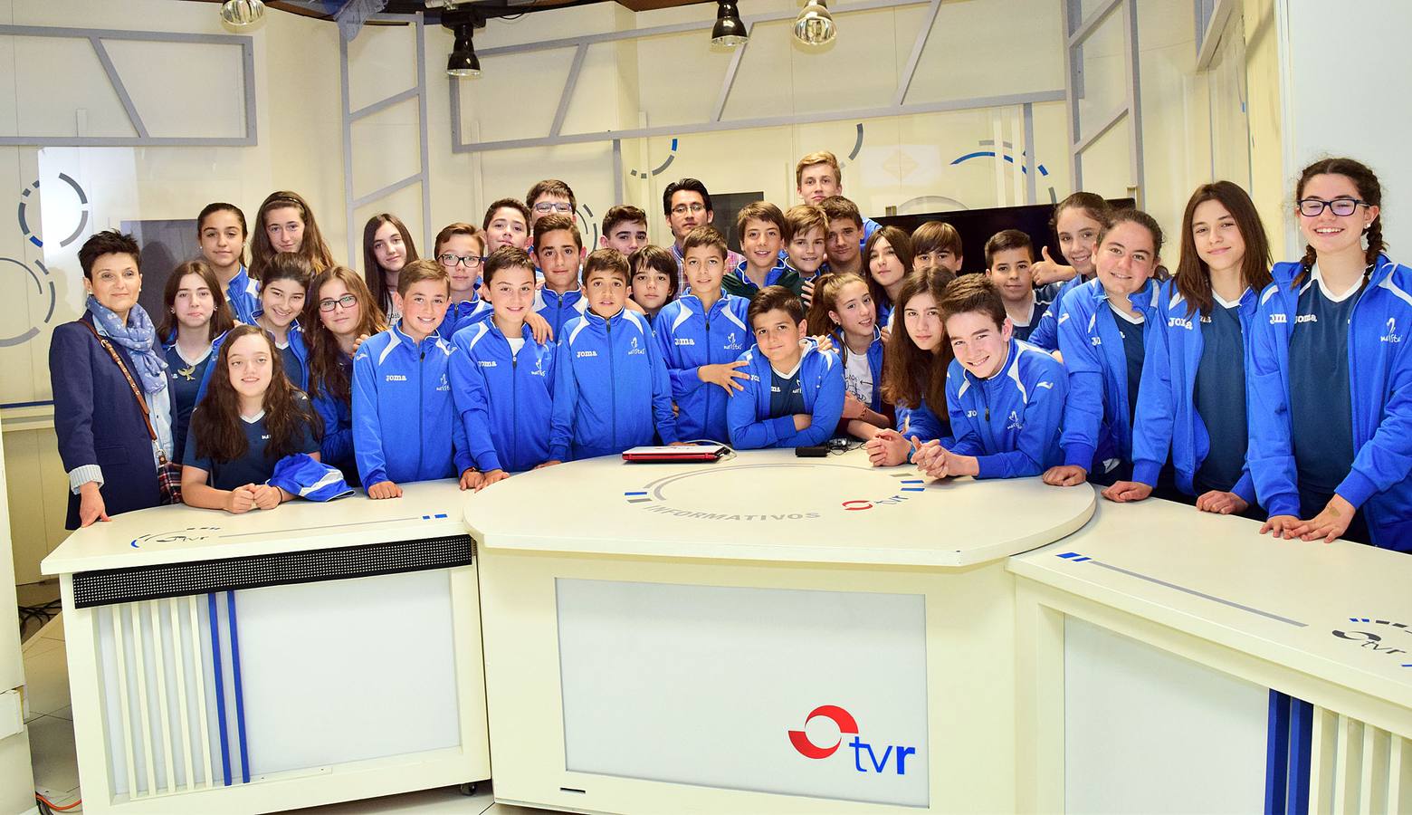 Los alumnos de 1º B de la ESO de Maristas visitan la multimedia de Diario LA RIOJA