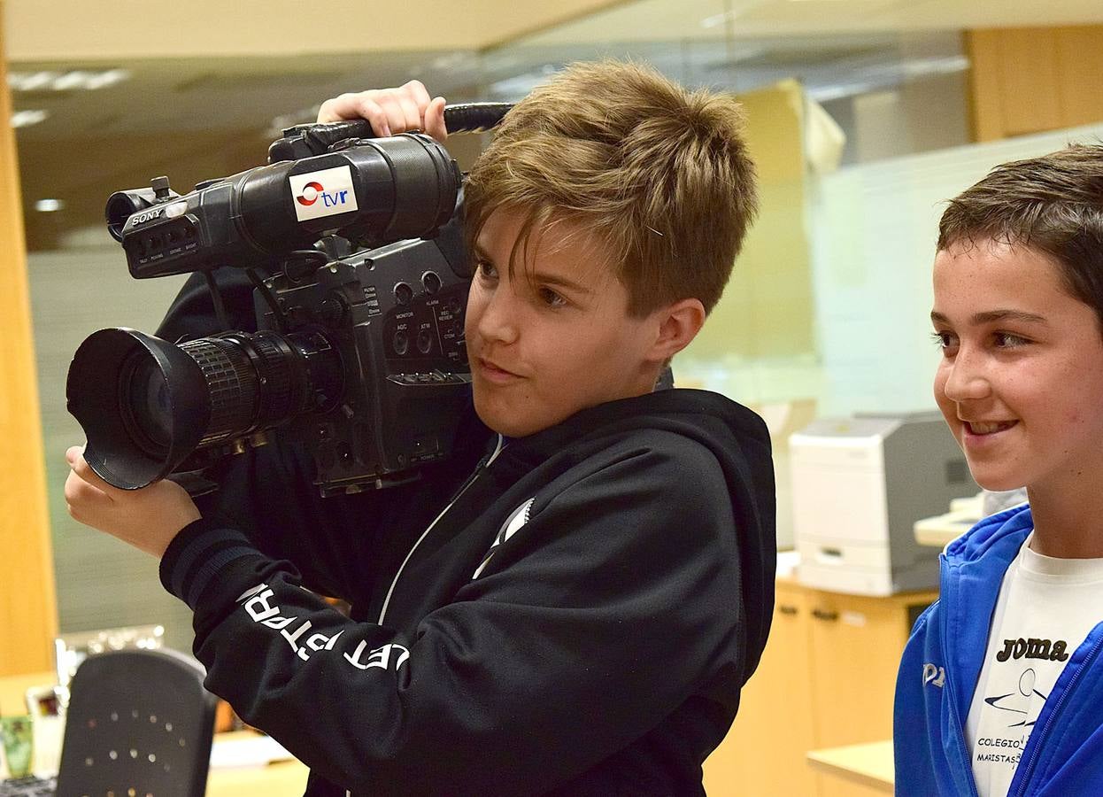 Los alumnos de 1º B de la ESO de Maristas visitan la multimedia de Diario LA RIOJA