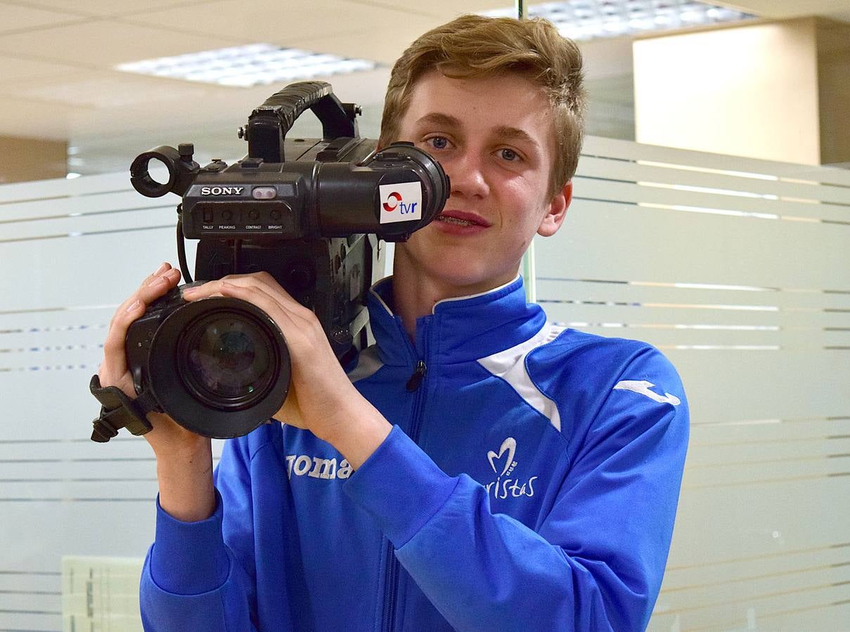 Los alumnos de 1º B de la ESO de Maristas visitan la multimedia de Diario LA RIOJA