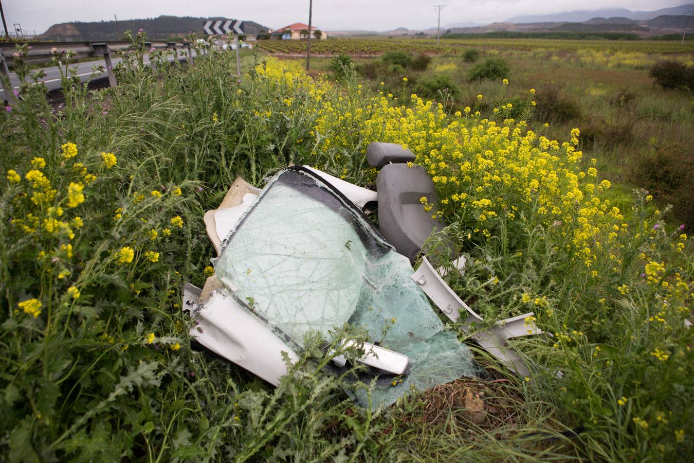 Un accidente, dos heridos y un gran atasco en Cenicero