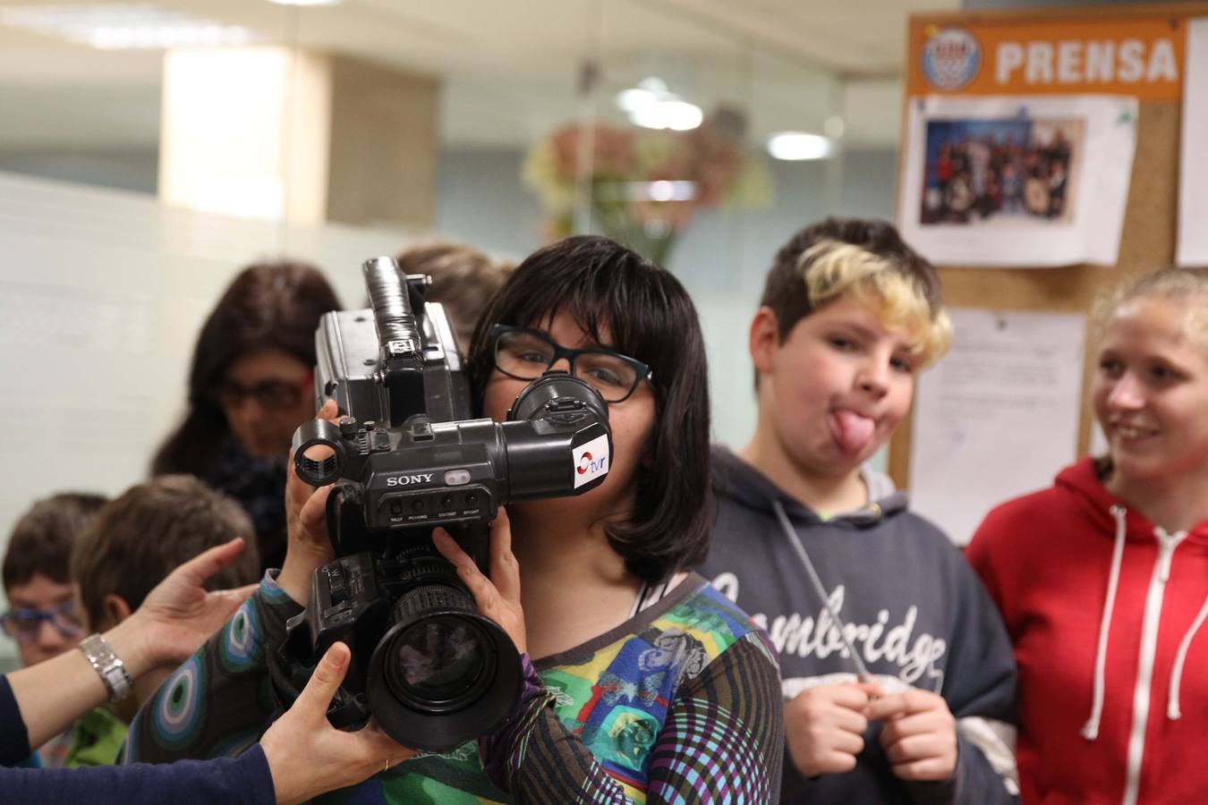 Los alumnos del Colegio Los Ángeles visitan la multimedia de Diario LA RIOJA