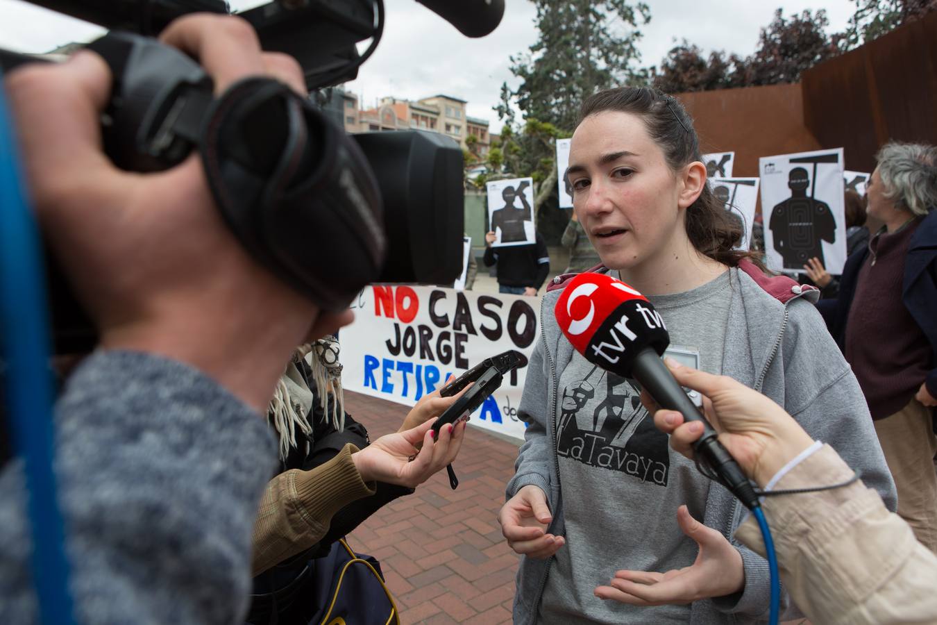 Unas 50 personas piden el fin del proceso contra los detenidos el 14N