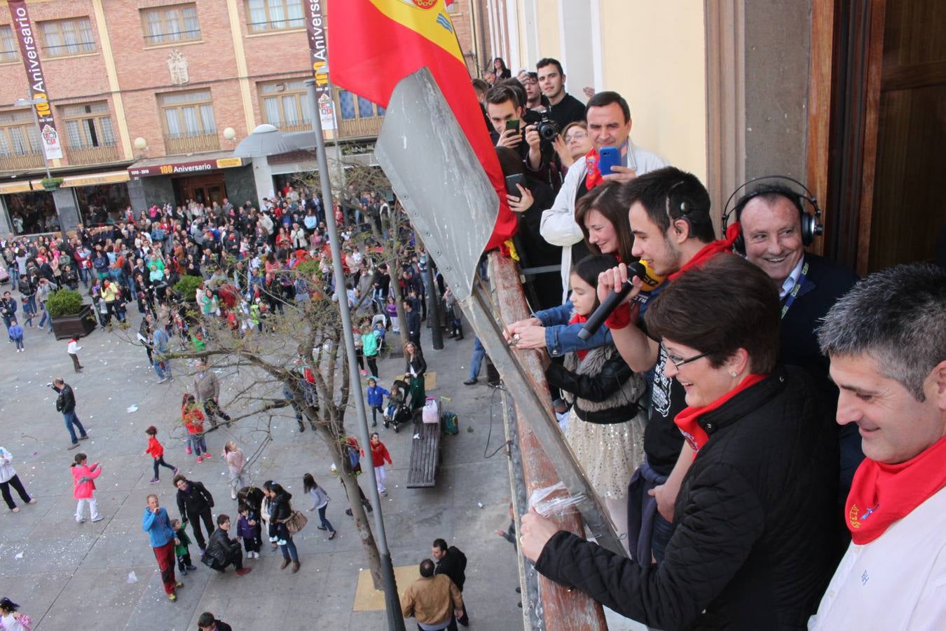 Alfaro empieza con el chupinazo sus fiestas de primavera