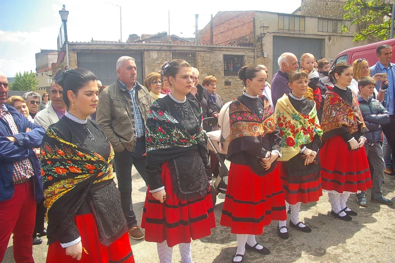 Cenicero celebra la &#039;charma&#039; y San Isidro