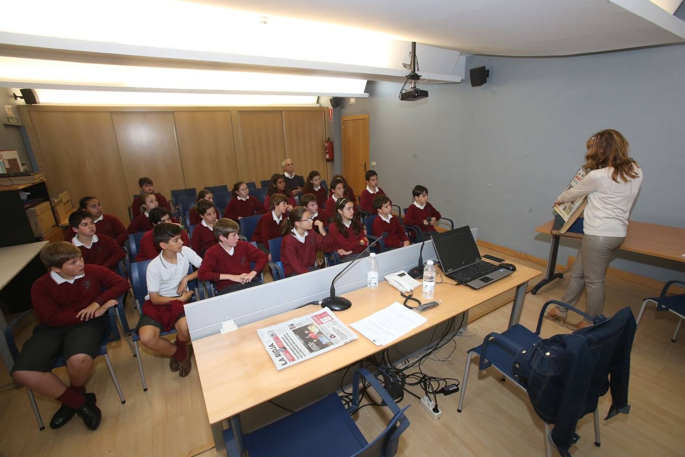 Visita a Diario LA RIOJA en 6ªB