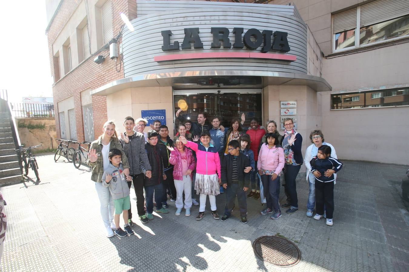 Alumnos del Colegio Los Ángeles visitan la multimedia de Diario LA RIOJA