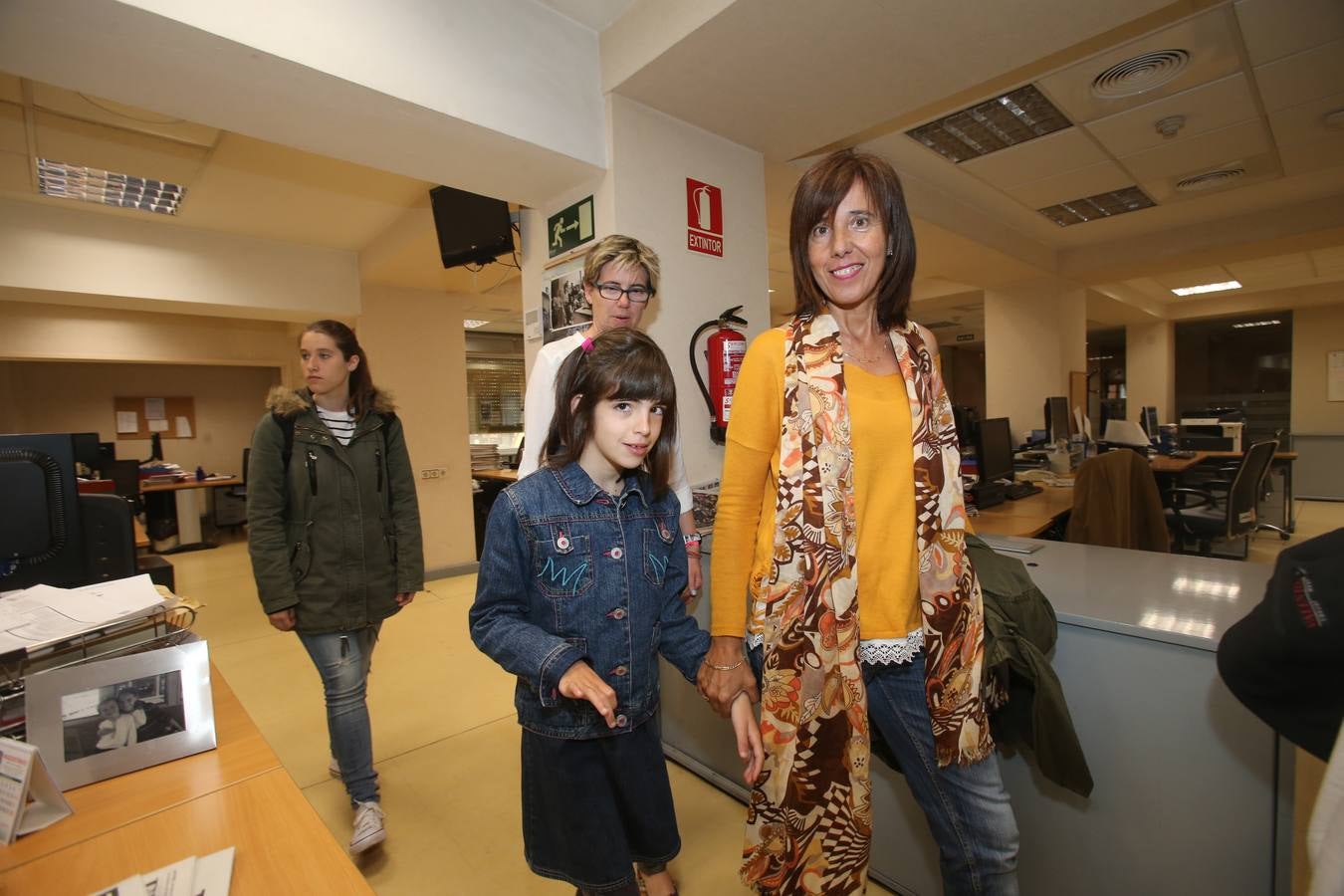 Alumnos del Colegio Los Ángeles visitan la multimedia de Diario LA RIOJA