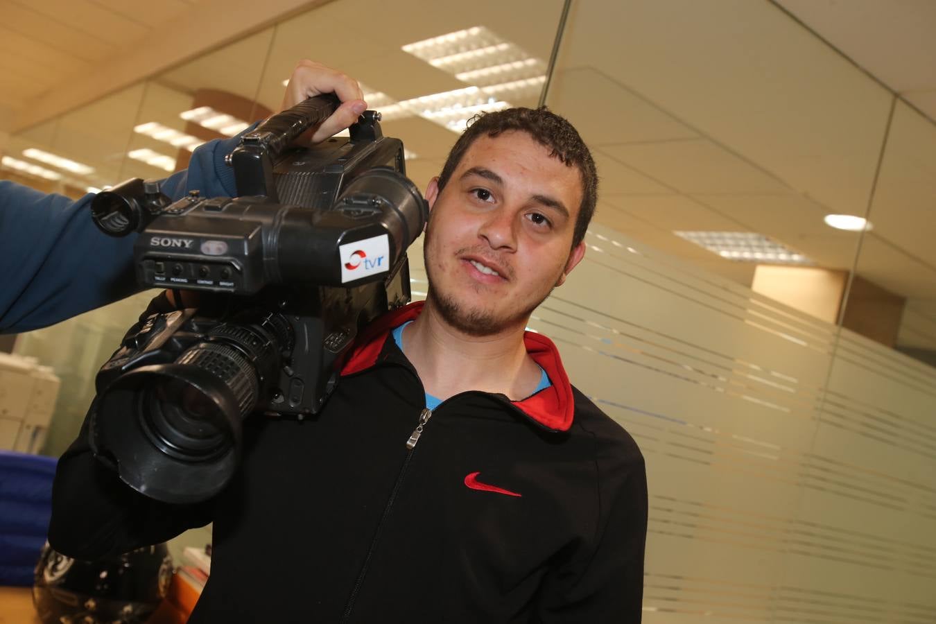 Alumnos del Colegio Los Ángeles visitan la multimedia de Diario LA RIOJA