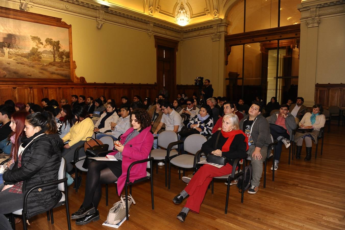 Futuro en Español en Chile: Viticultura y Gastronomía