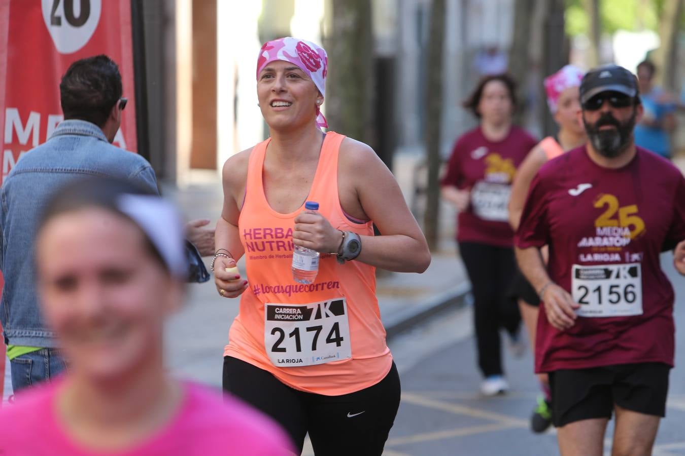 Una fiesta a todo ritmo por las calles de Logroño (I)
