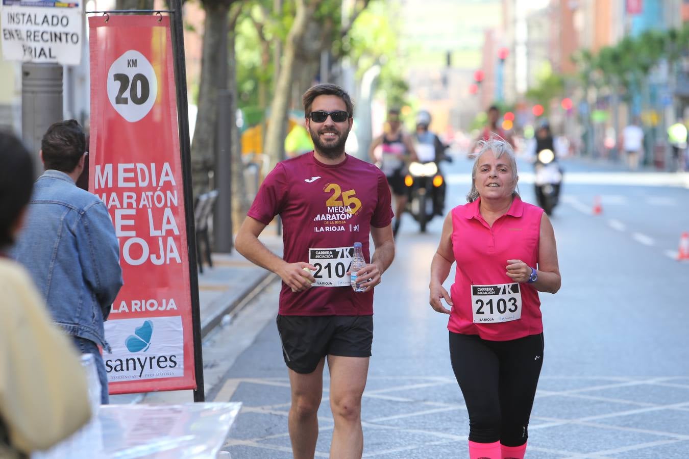 Una fiesta a todo ritmo por las calles de Logroño (I)