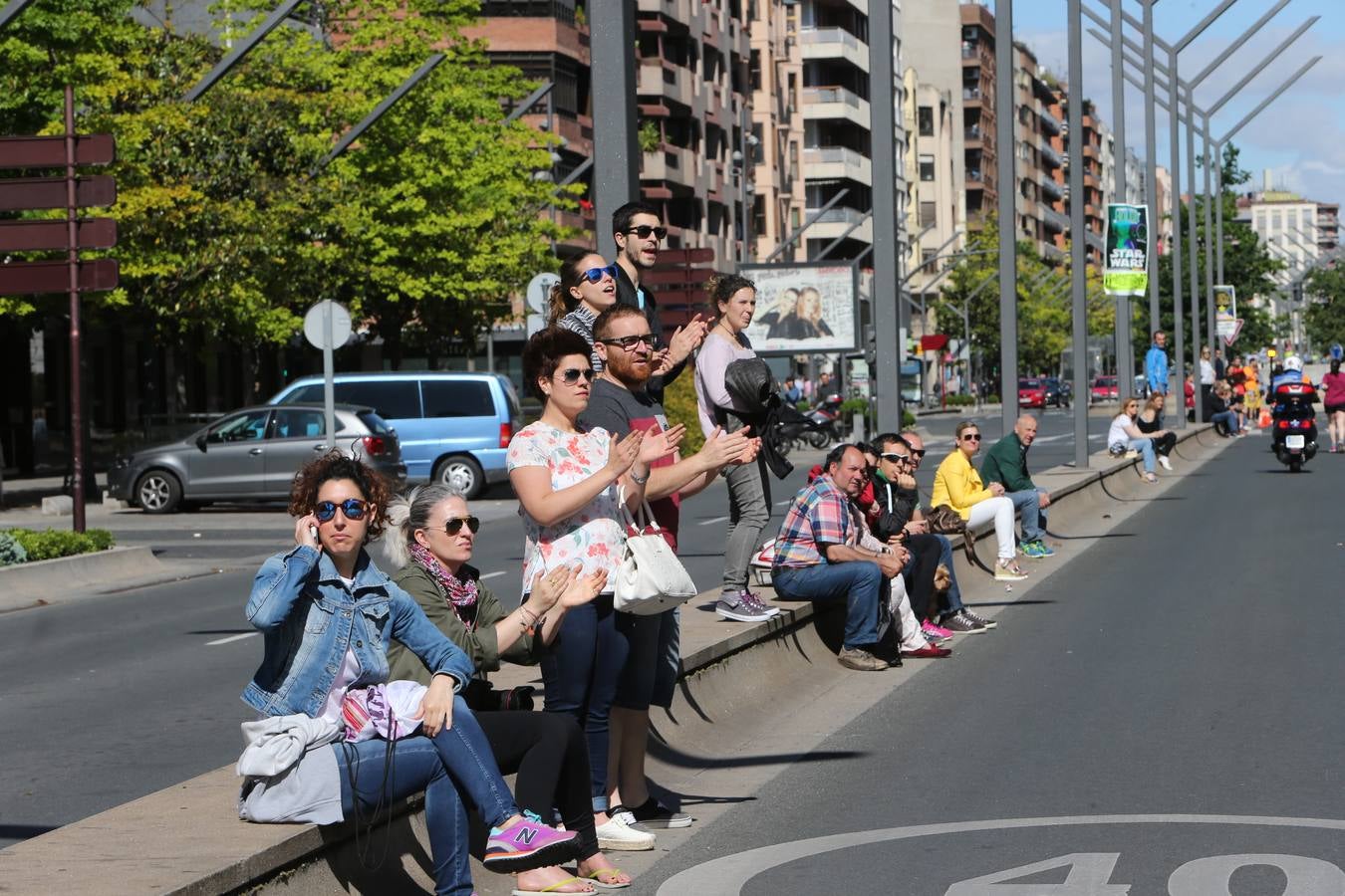Una fiesta a todo ritmo por las calles de Logroño (I)
