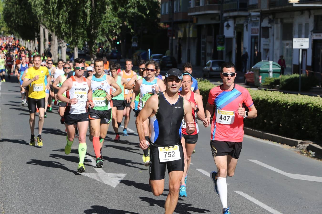 Una fiesta a todo ritmo por las calles de Logroño (II)