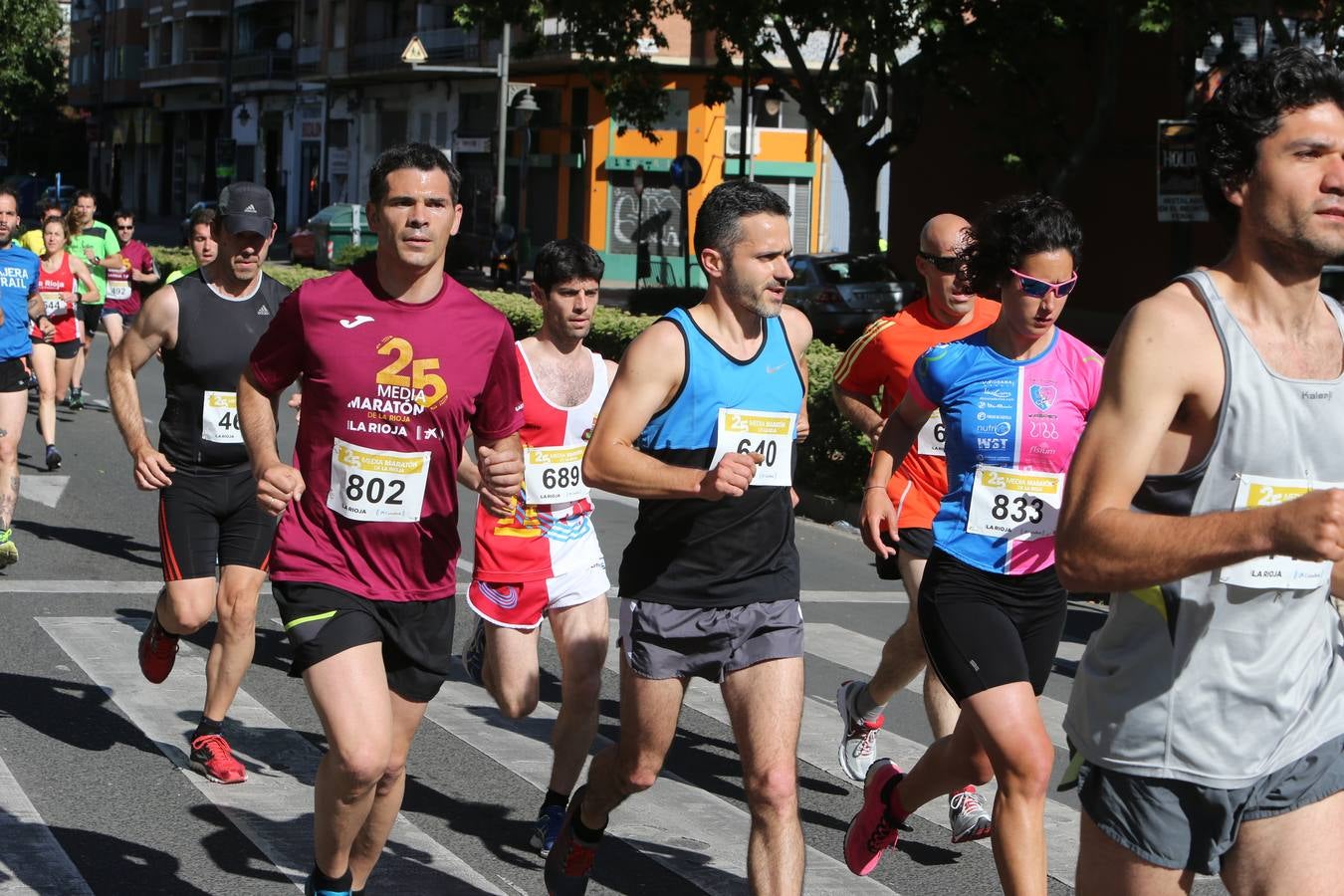 Una fiesta a todo ritmo por las calles de Logroño (II)