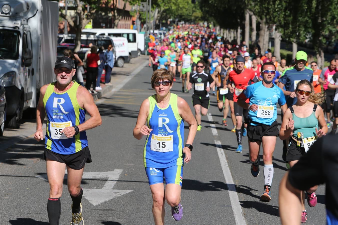 Una fiesta a todo ritmo por las calles de Logroño (II)