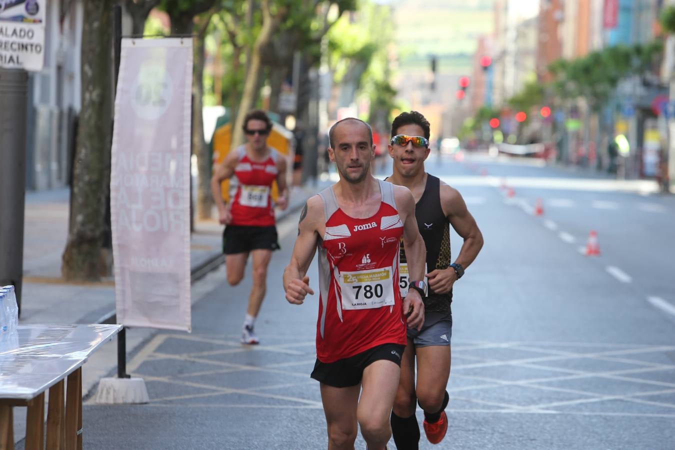 Una fiesta a todo ritmo por las calles de Logroño (III)