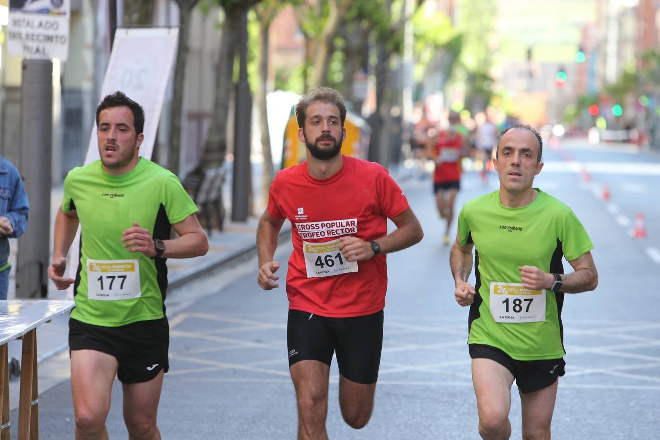 Una fiesta a todo ritmo por las calles de Logroño (III)