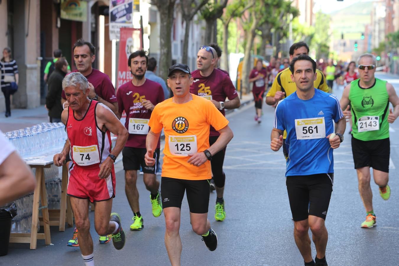 Una fiesta a todo ritmo por las calles de Logroño (V)
