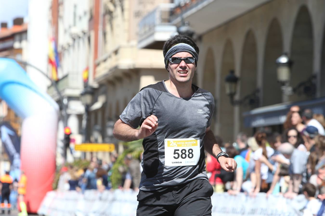 El gran momento de la llegada (IV)