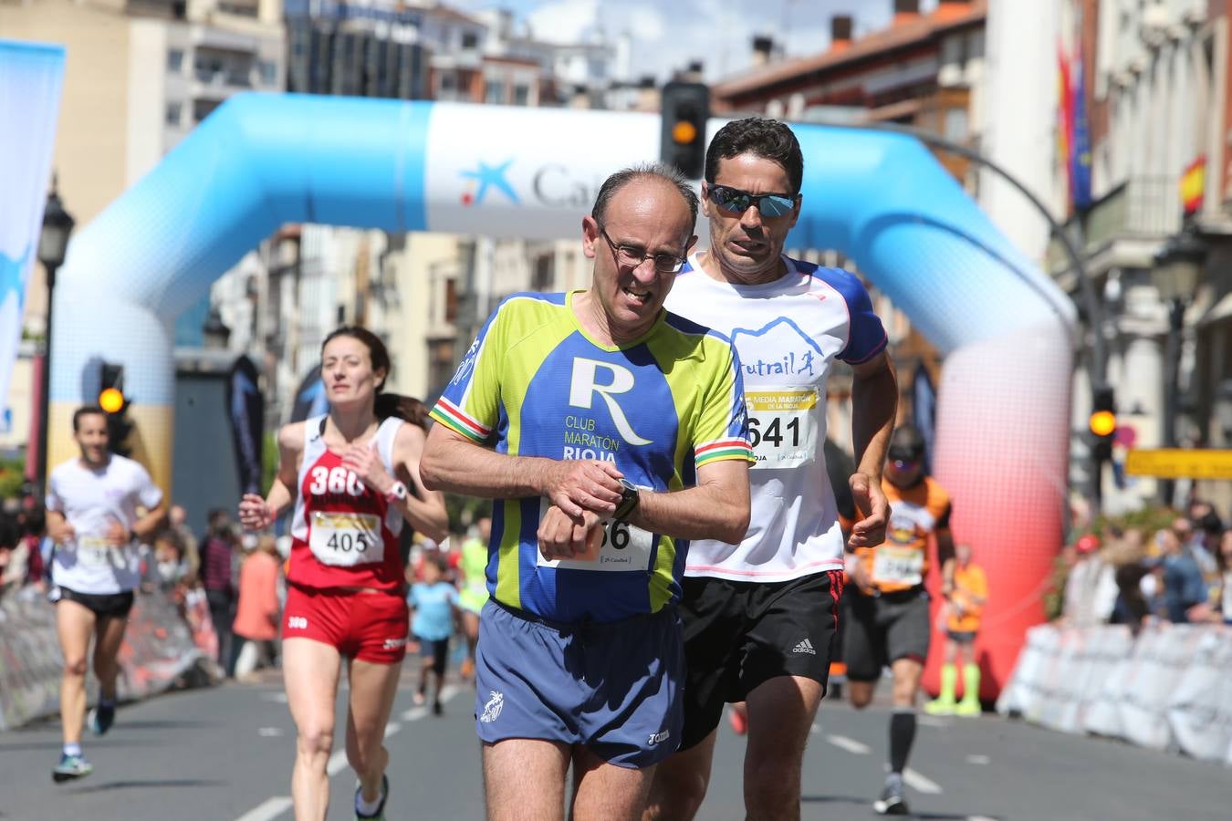 El gran momento de la llegada (IV)