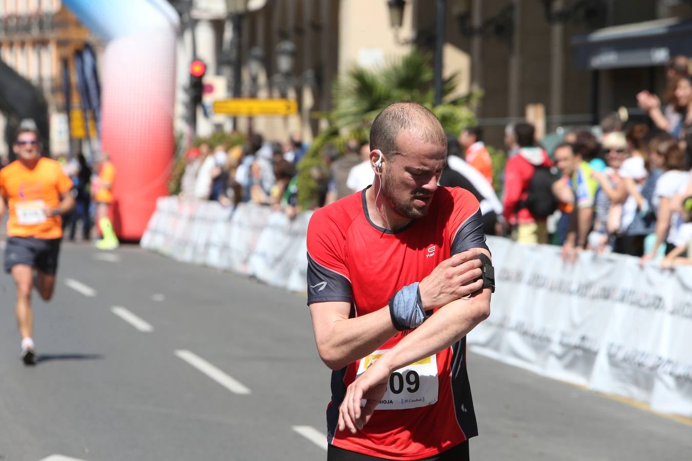 El gran momento de la llegada (IV)