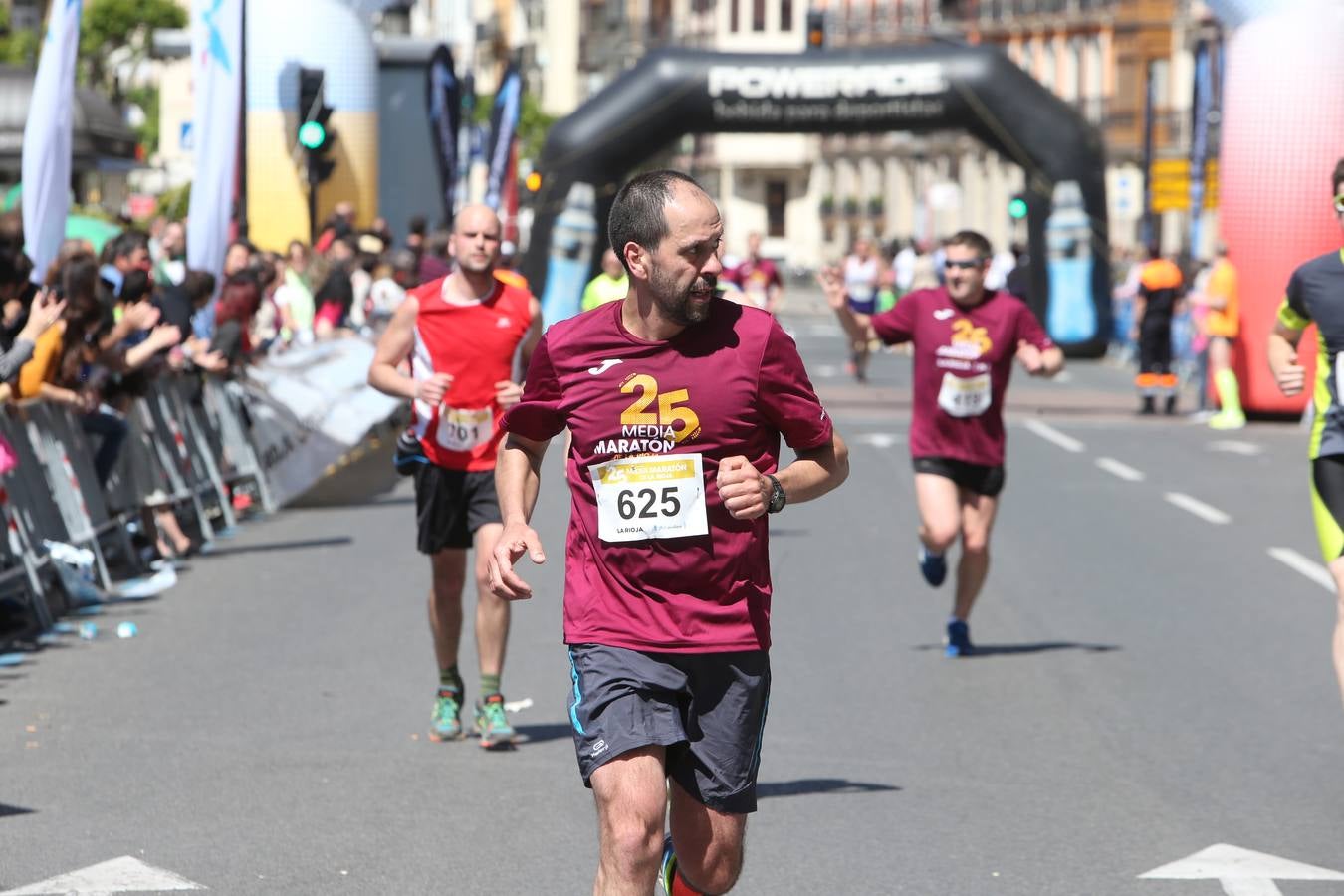 El gran momento de la llegada (v)