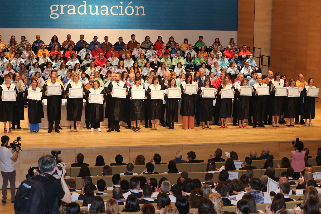 Graduación de la UNIR en Logroño (2)