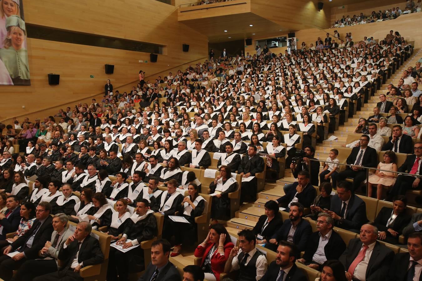 Graduación de la UNIR en Logroño (2)