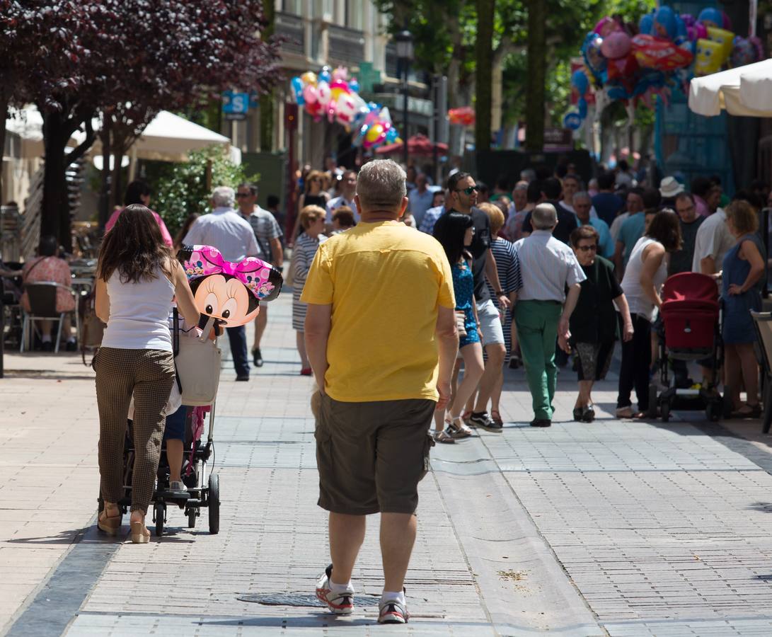 San Bernabé se vive en la calle