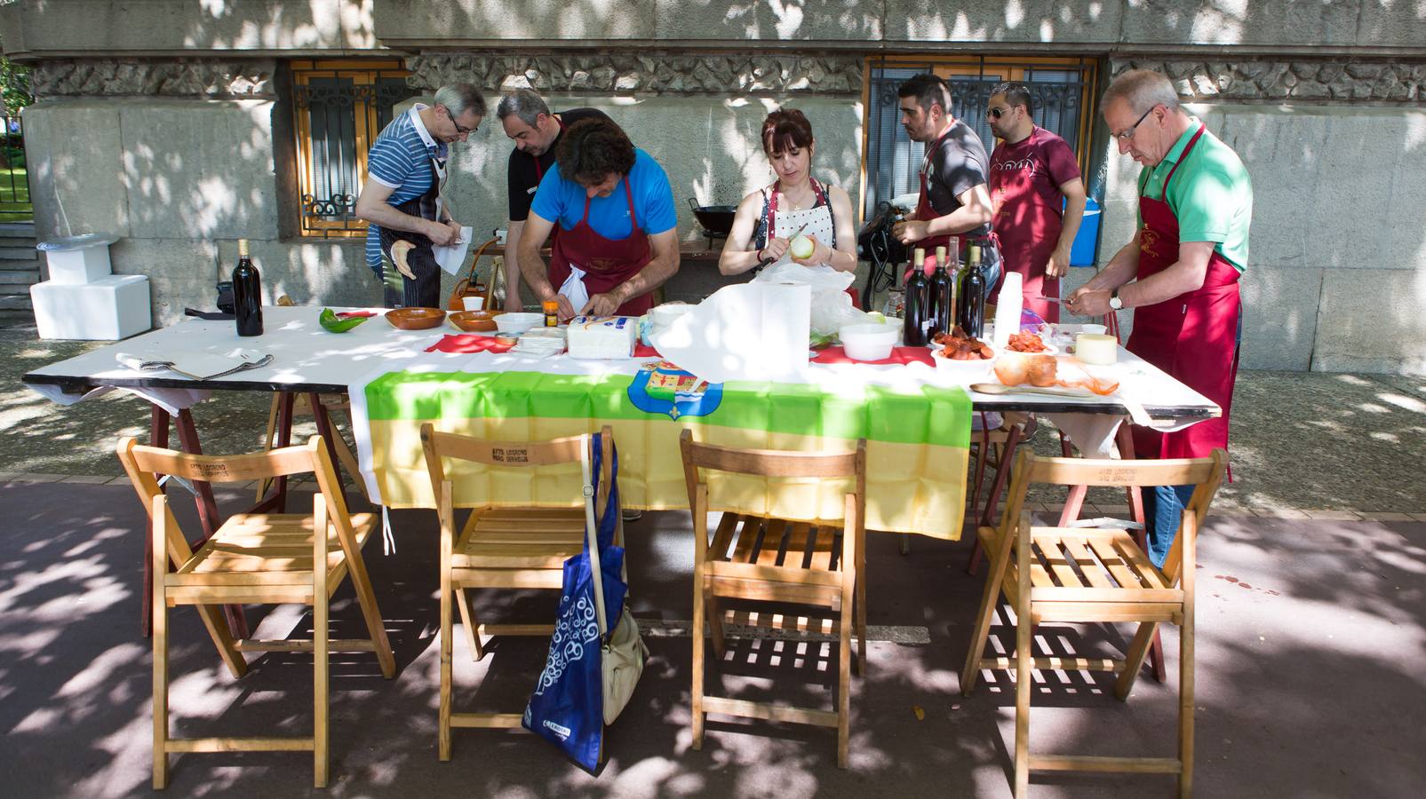 Gastronomía en San Bernabé: salchichón y patatas