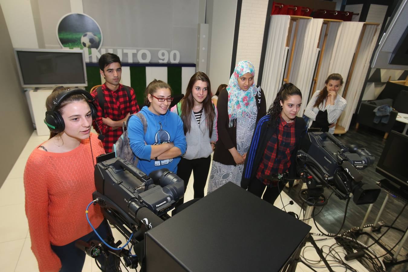 Visita de alumnos del IES Comercio