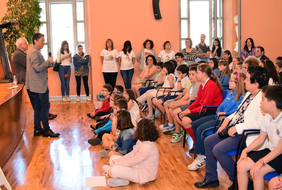 Acto de reconocimiento a los alumnos del proyecto Explora