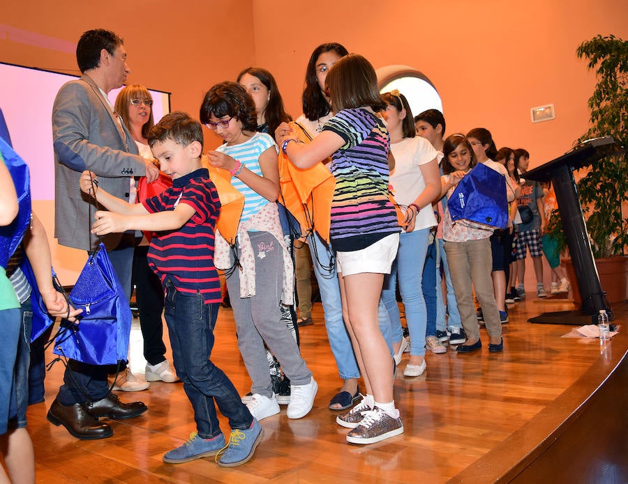 Acto de reconocimiento a los alumnos del proyecto Explora