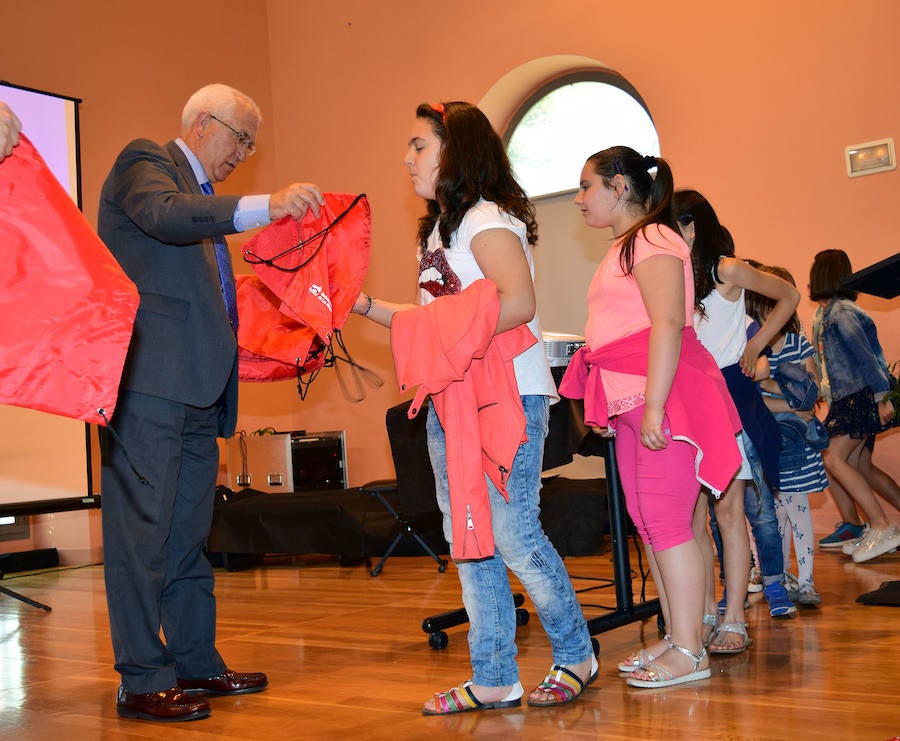 Acto de reconocimiento a los alumnos del proyecto Explora