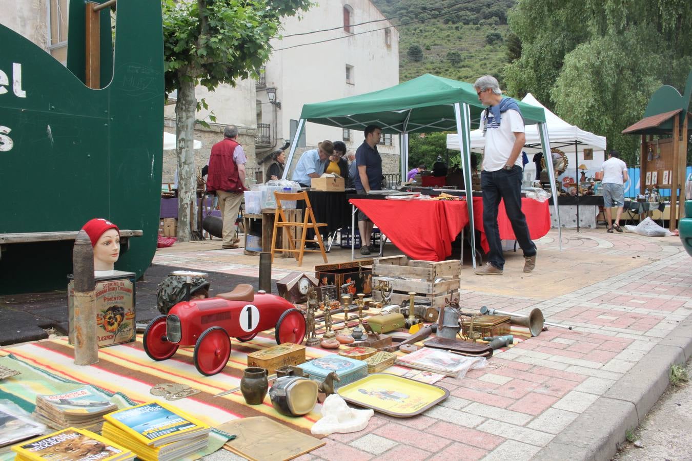 Munilla acoge la VII edición de la Feria de Antigüedades