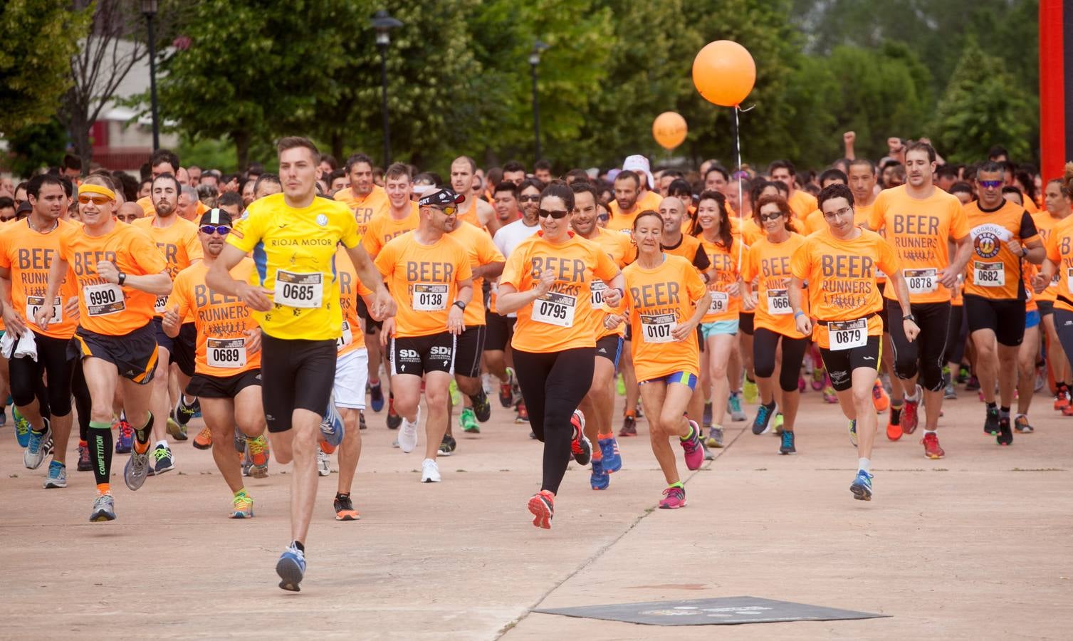 Beer Runners reúne a casi un millar de corredores en Logroño