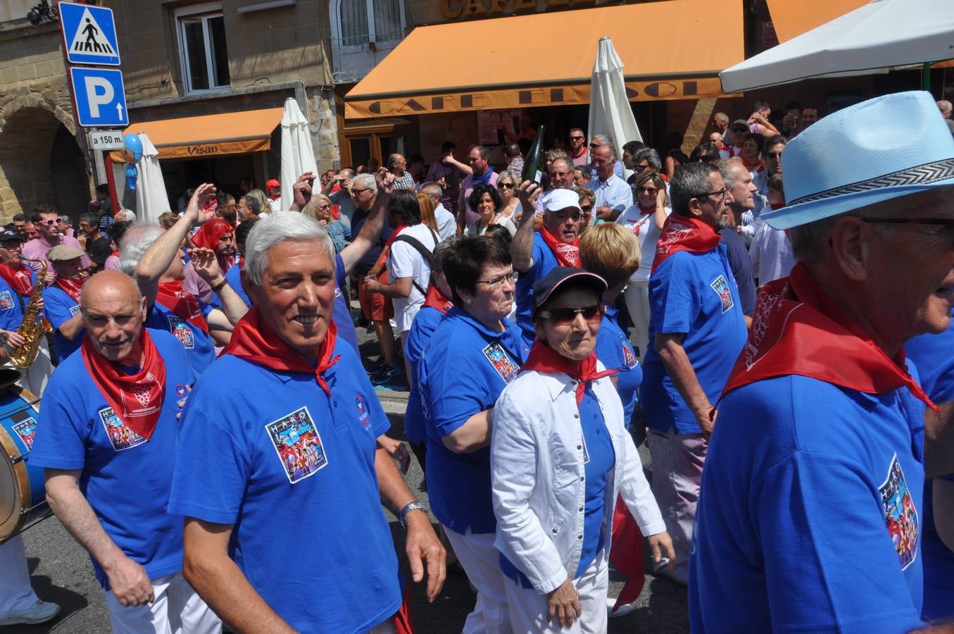 Las Vueltas en Haro y el almuerzo tras la Batalla del Vino