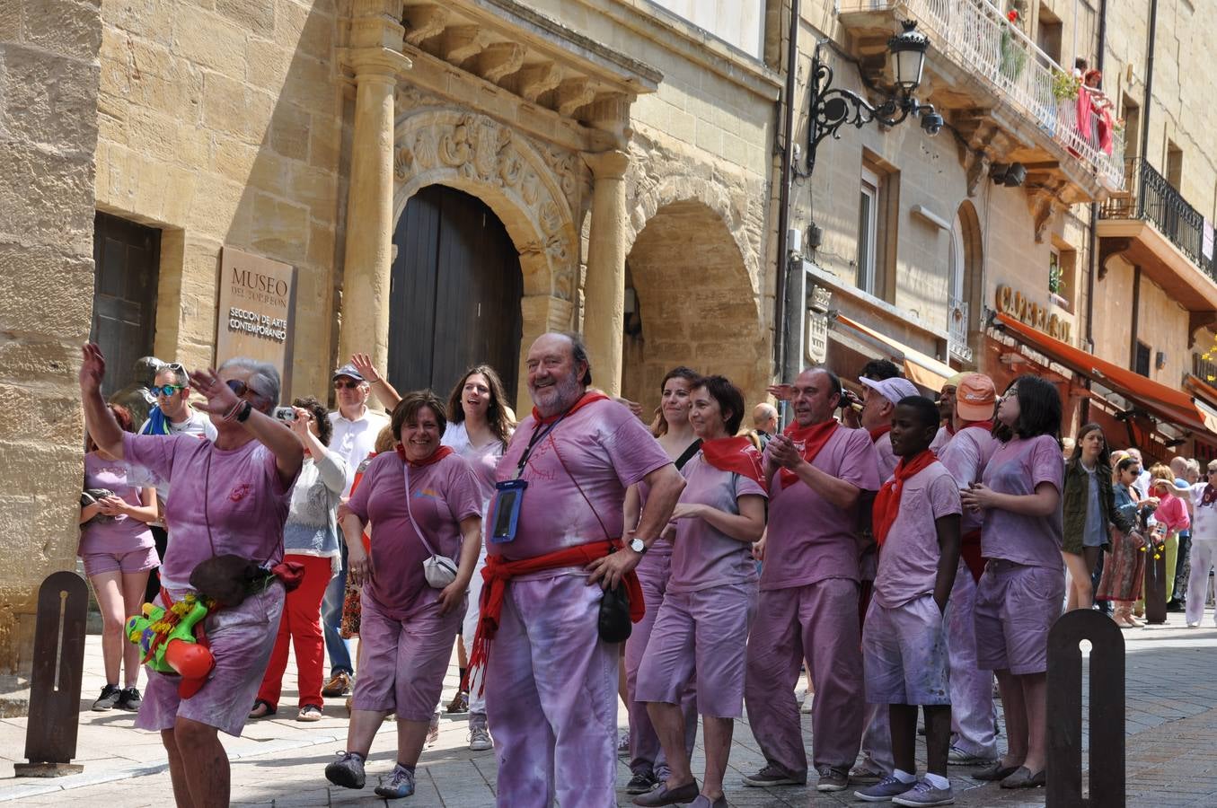 Las Vueltas en Haro y el almuerzo tras la Batalla del Vino