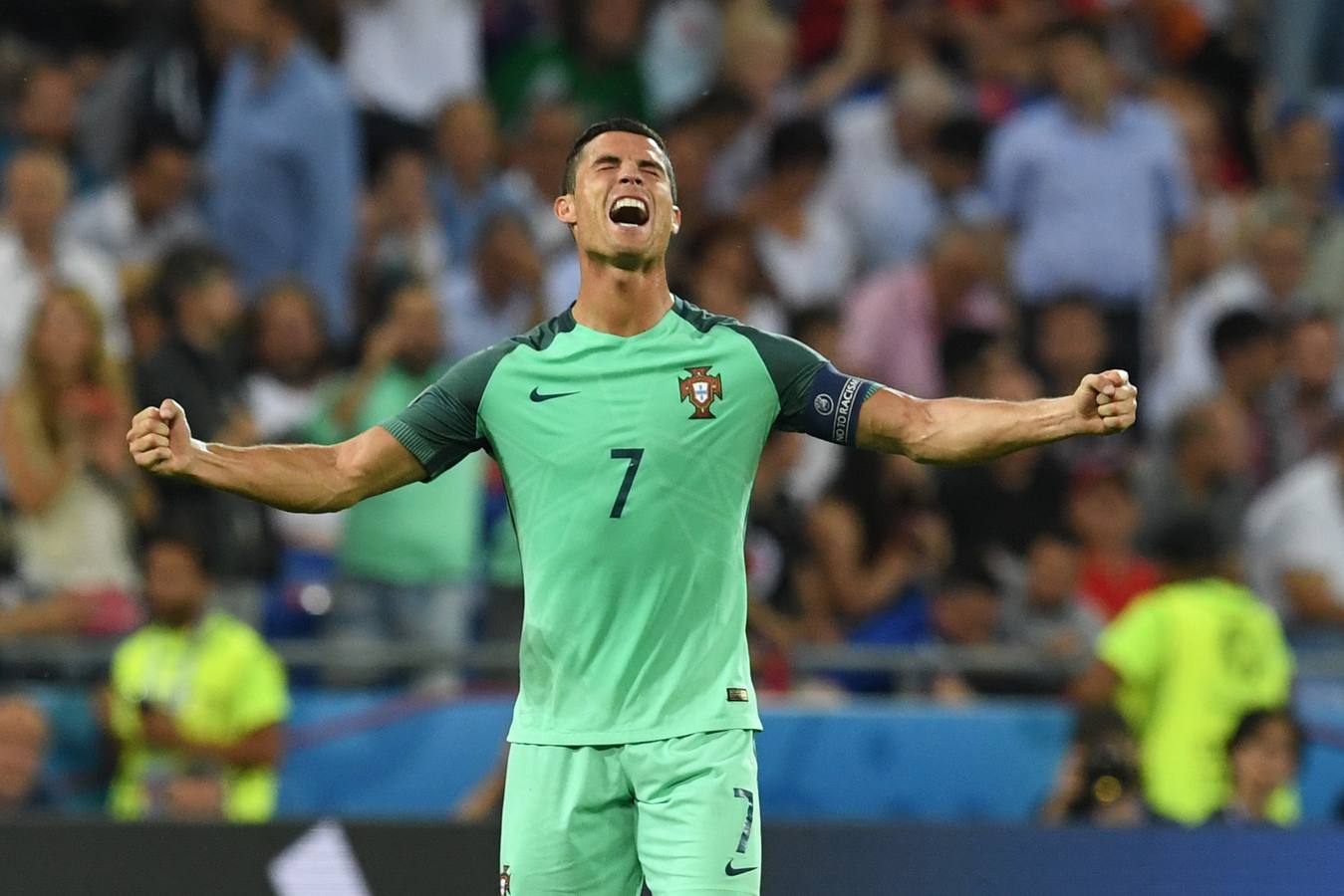 Portugal enloquece con el pase a la final de la Eurocopa