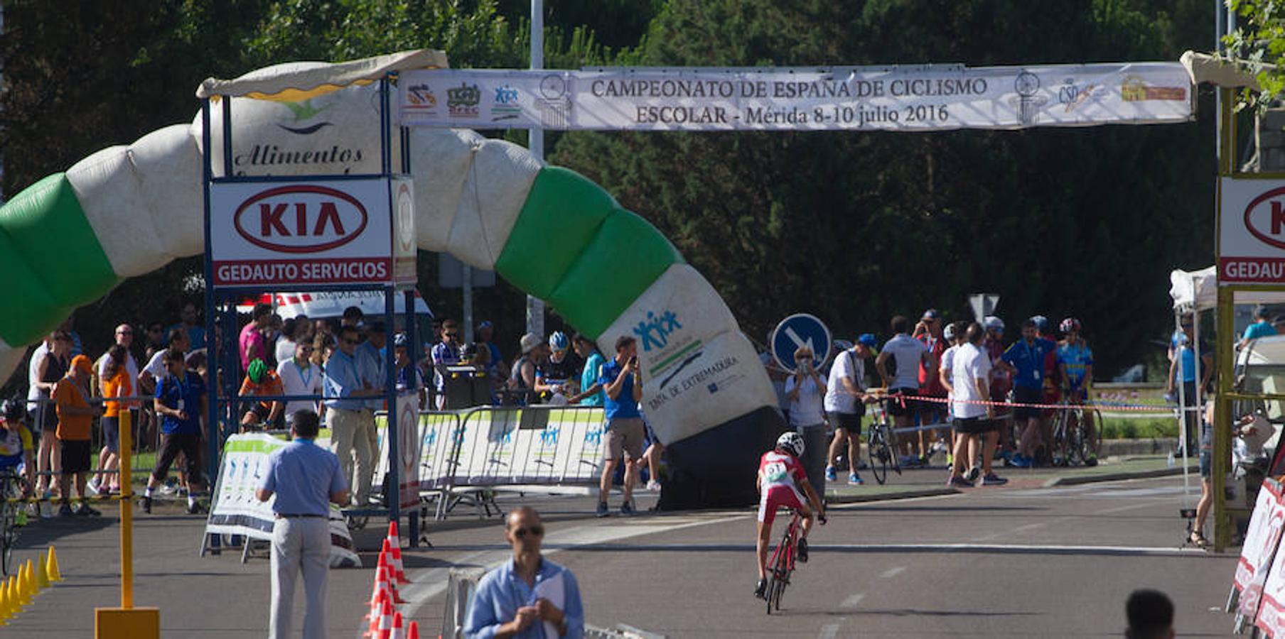 Los riojanos compiten en el Nacional de ciclismo (I)