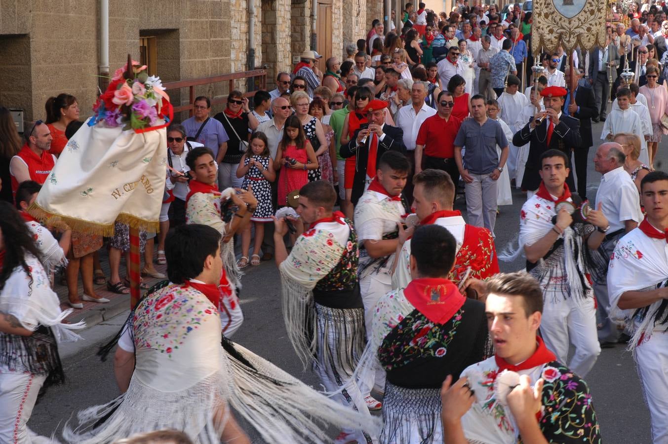 Cervera honra a Santa Ana