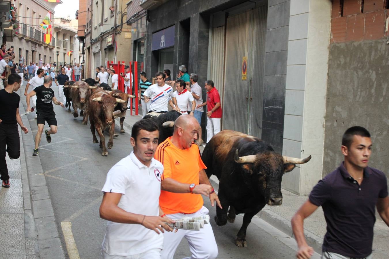 Alfaro se desanuda el pañuelo