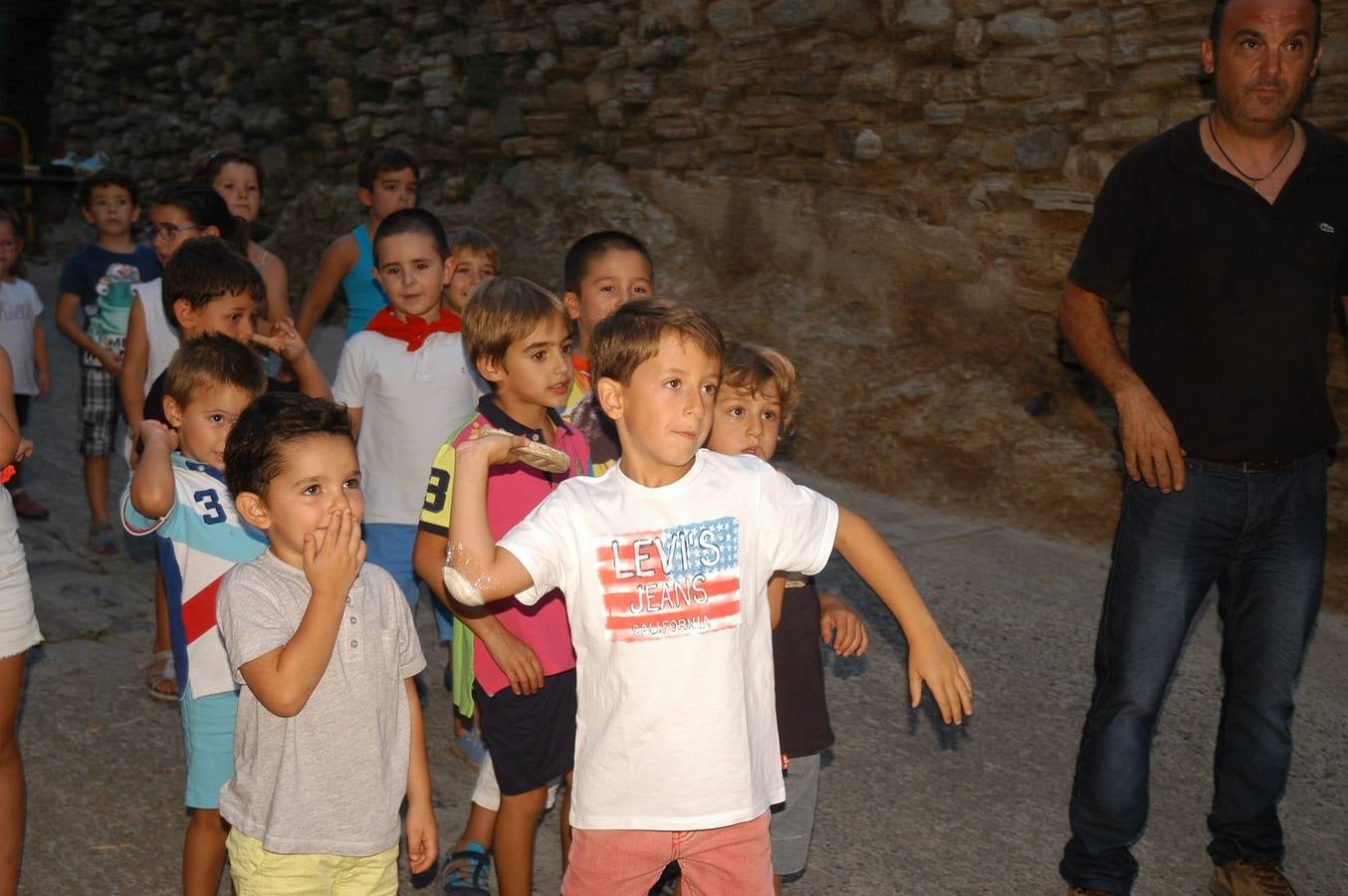 Concurso internacional de lanzamiento de alpargat en Cervera