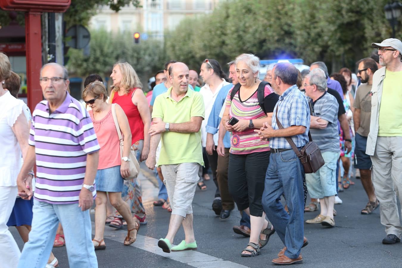 Manifestación para exigir el mantenimiento de la gratuidad en el parking del San Pedro