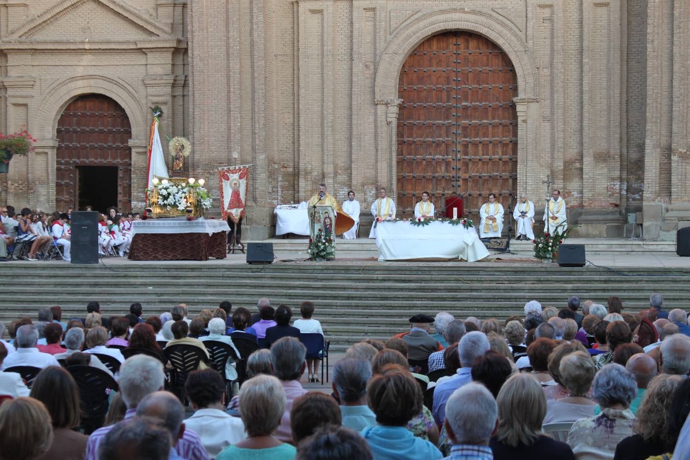 Día grande por la virgen del Burgo en Alfaro