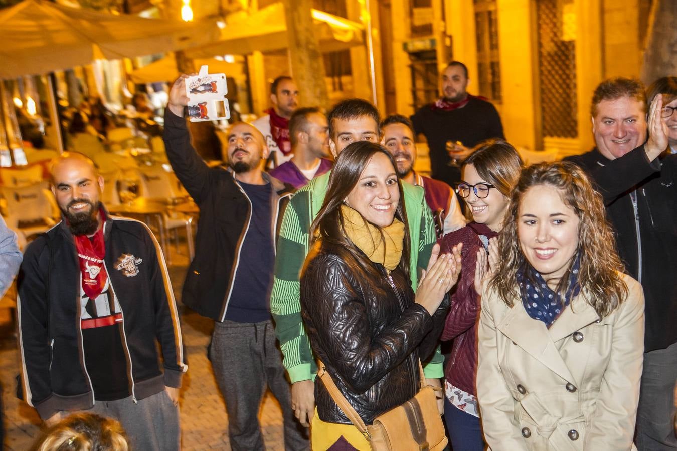 Concurso de beber en porrón